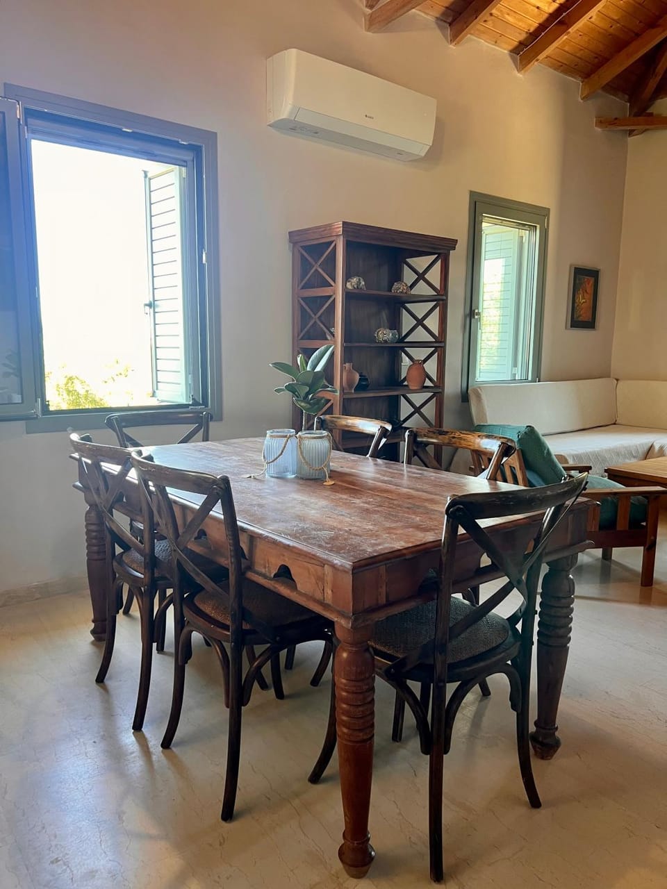 Mia's Atelier Apartment in Messenia