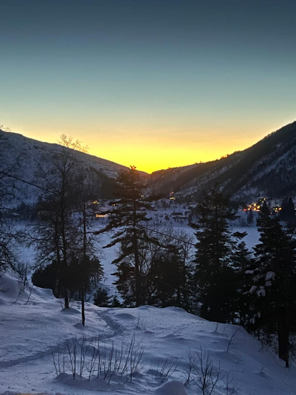 Hardanger Camping Allhovden Mountain & fjord Campground/ 
RV Resort in Vestland