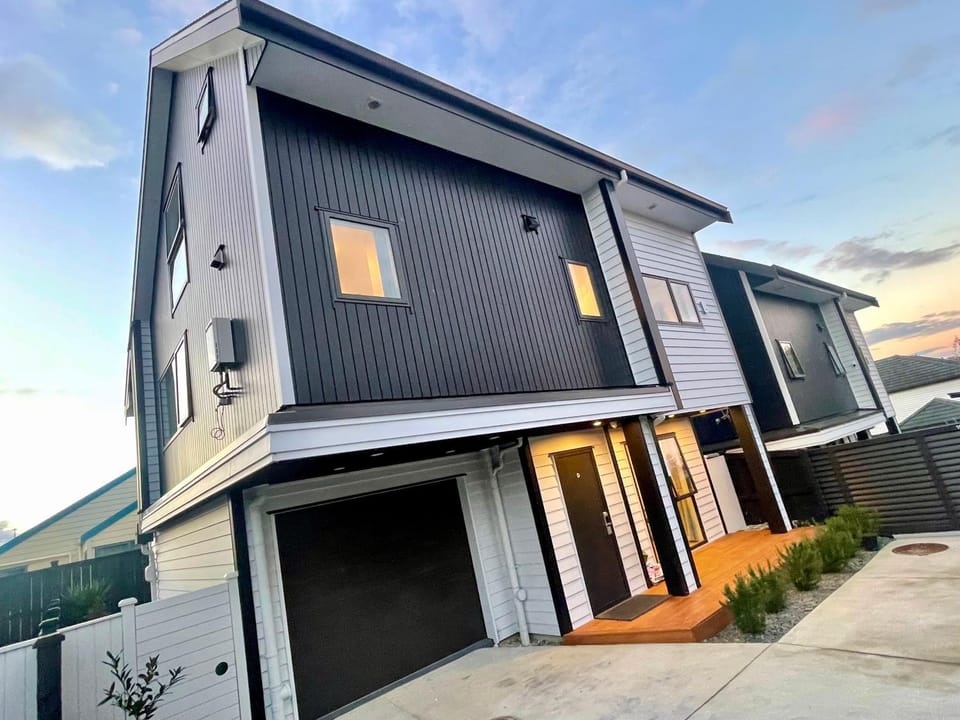 Free carpark, 4-bedroom house House in Auckland