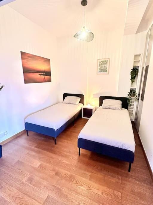 Belle vue à Saint-Cyprien-Parking-Hyper Centre Apartment in Toulouse