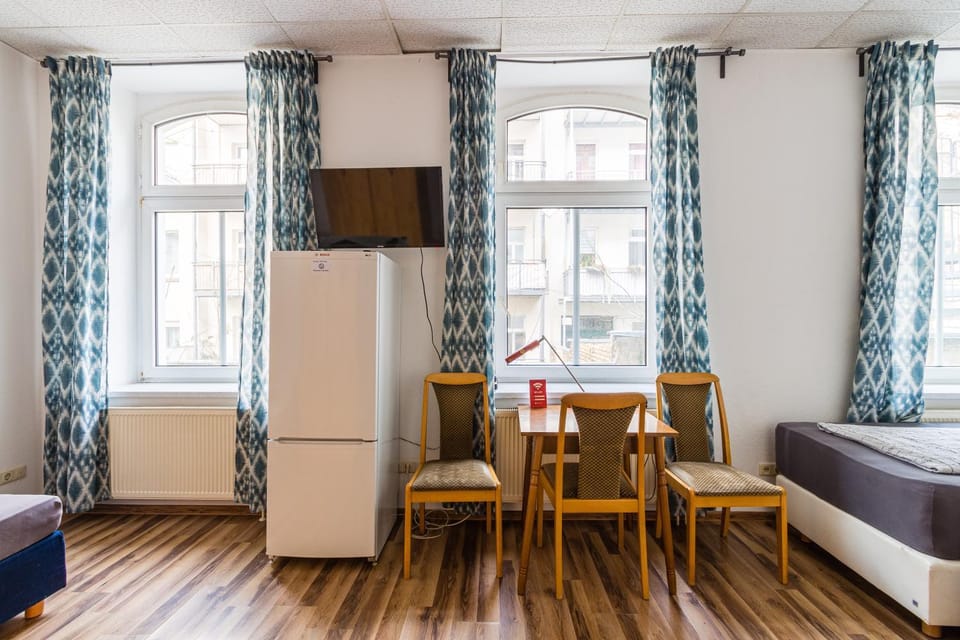 Enjoy your stay with DKN apartments - Mon-Sun - Late night check-in - Multilanguage - Near Railway station - Witamy serdecznie Apartment in Leipzig