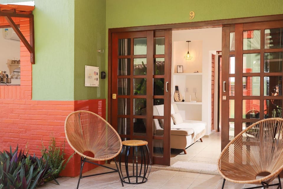 Stay in Style: Central Pipa Townhouse with Ocean View Chalet in Pipa Beach
