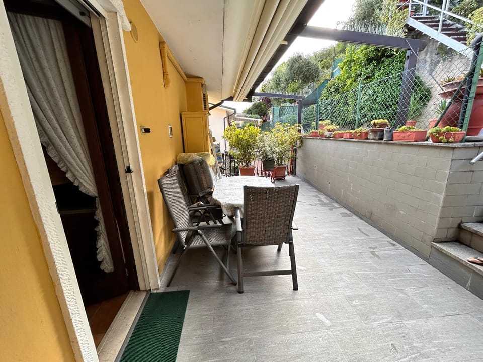 Inner courtyard view
