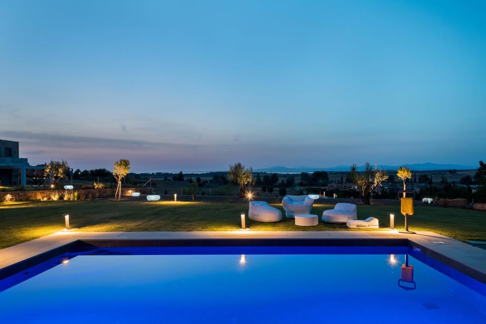 Night, Pool view, Swimming pool, Swimming pool