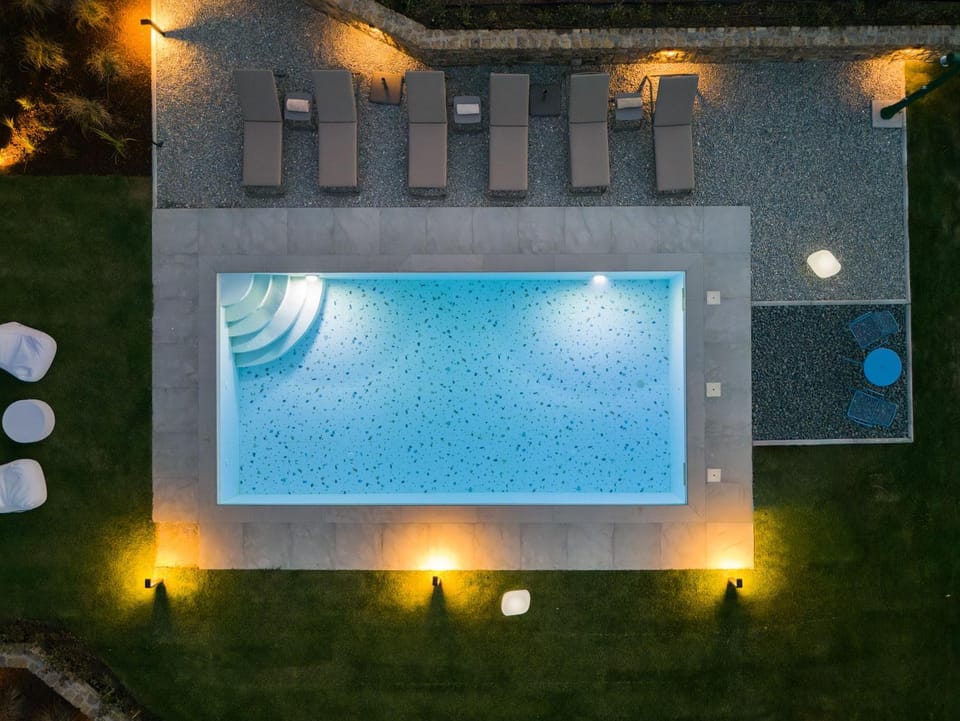 Pool view, Swimming pool, Swimming pool