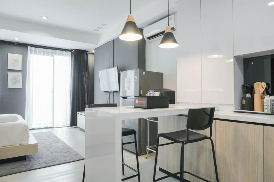 Comfort Studio at Daan Mogot City Apartment By Travelio Apartment in Jakarta