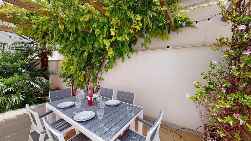 Patio, Garden, Garden view