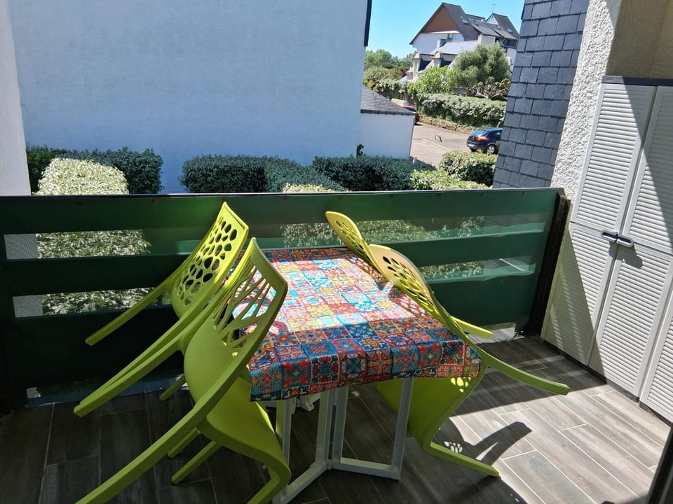 Appartement 50 m de la plage et terrain de tennis Apartment in Quiberon