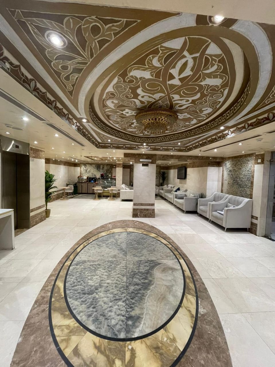 Sultan awtadHotel فندق اوتاد السلطان العزيزية Hotel in Mecca