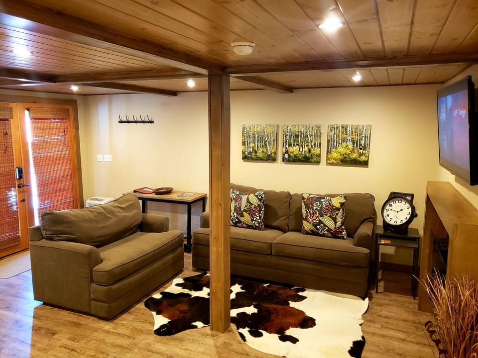 Main Street Suite House in Blue Ridge