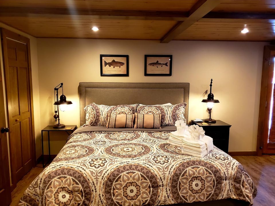 Main Street Suite House in Blue Ridge