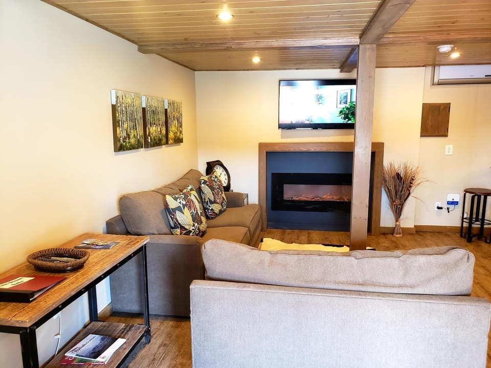 Main Street Suite House in Blue Ridge