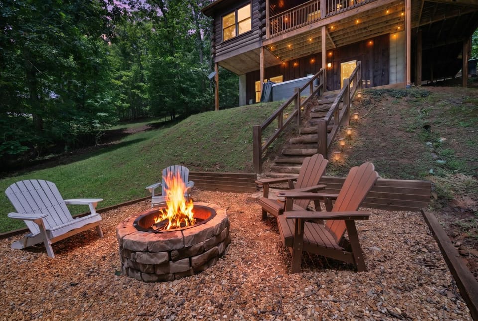 Rivendell House in Blue Ridge Lake