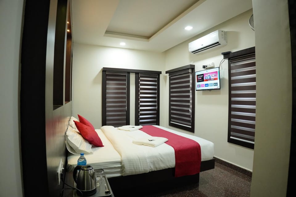 Hill Club Square Bed and Breakfast in Kerala