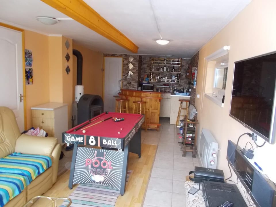 Lounge or bar