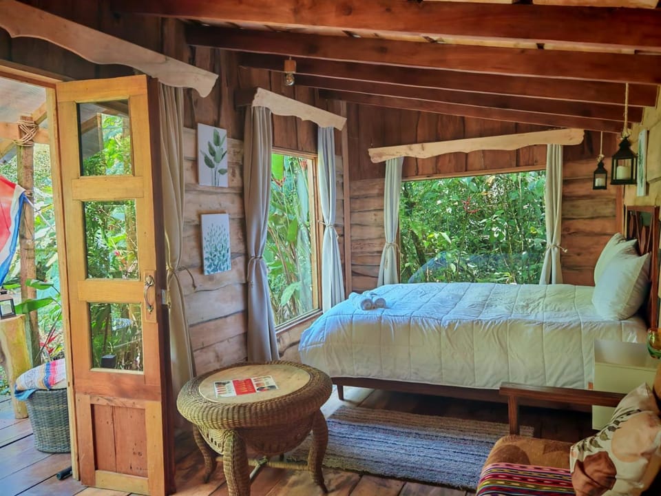 DondeLalo Hospedaje y Camping Nature lodge in Heredia Province