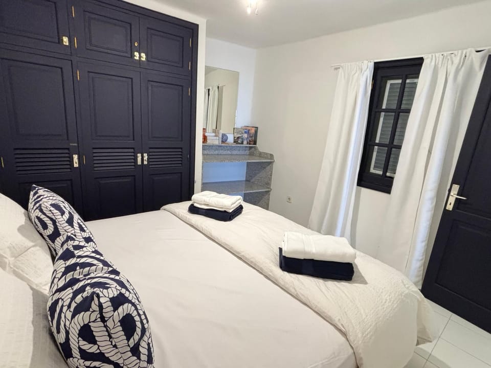 Bed, Photo of the whole room, Bedroom, towels, wardrobe