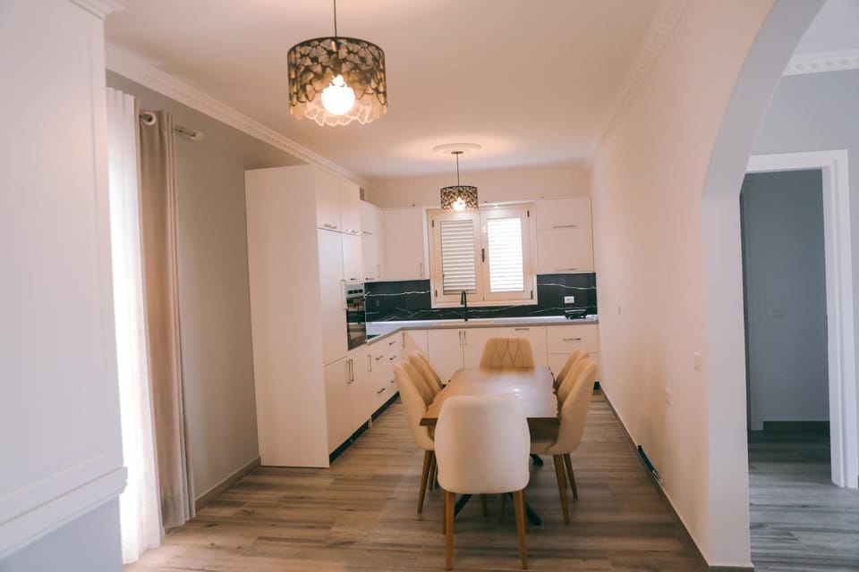 Dining area, Dinner