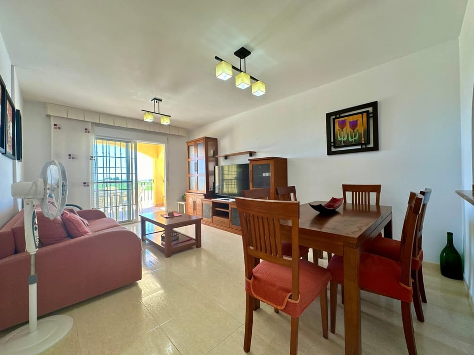 TV and multimedia, Kitchen or kitchenette, Seating area, Dining area