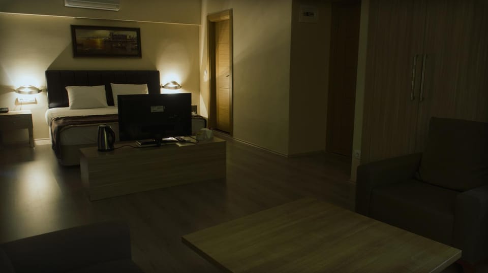 Photo of the whole room, Photo of the whole room