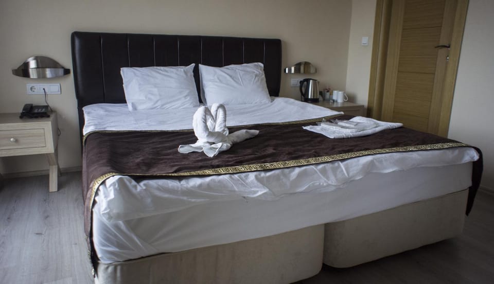 Bed, Bed