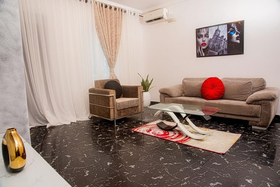 TV and multimedia, Living room, Seating area, air conditioner