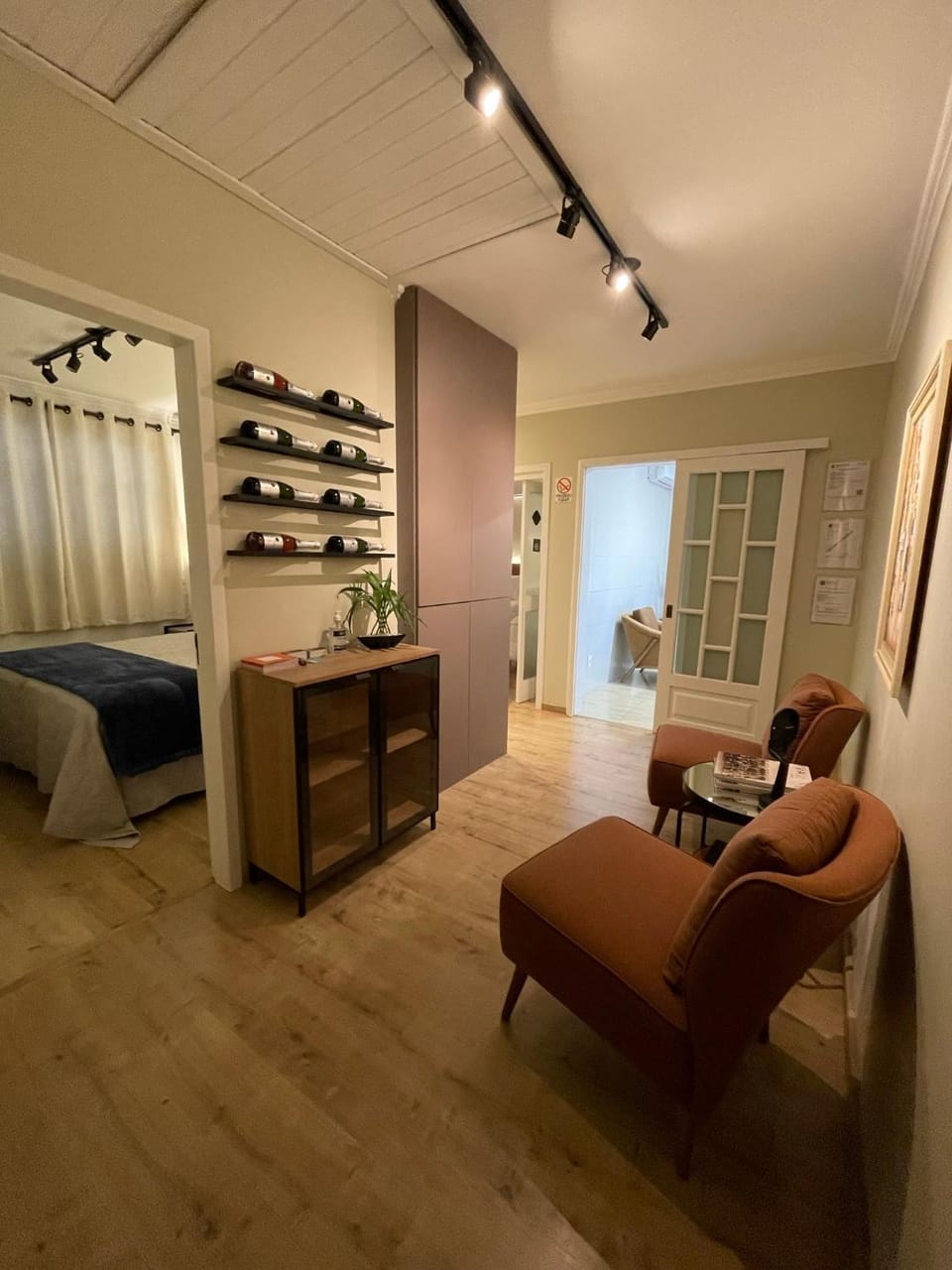 Communal lounge/ TV room, Living room, Seating area