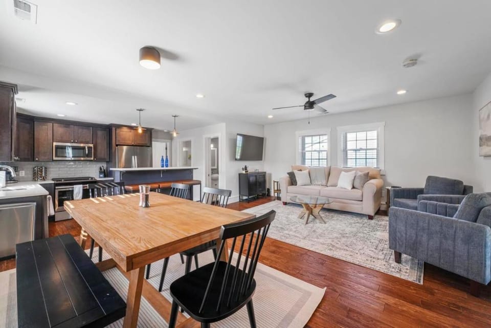 Azure Loft by Saratoga Stays Apartment in Saratoga Springs