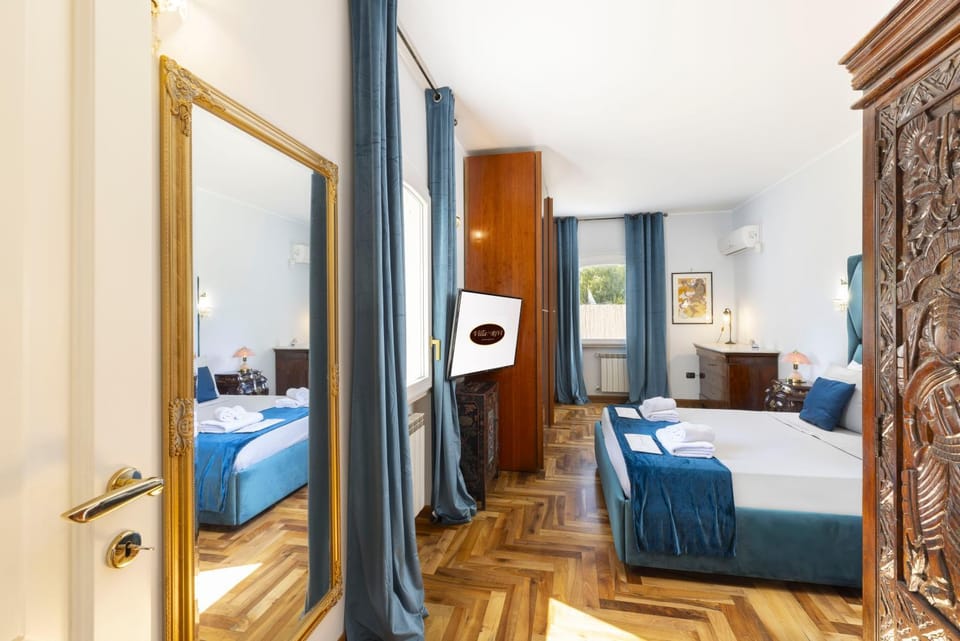 Luxury Villa Sea Front With Pool Villa in Quartu Sant'Elena