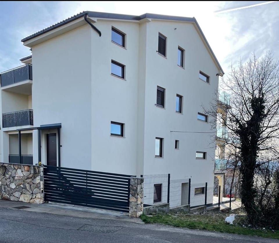 Apartments Sara Apartment in Primorje-Gorski Kotar County