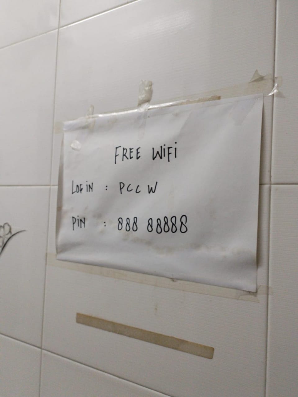Entire Private Studio Full Bathroom With Elevator 2 Min to HKU Station Apartment in China