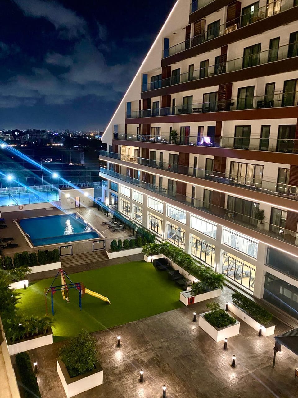 Property building, Swimming pool