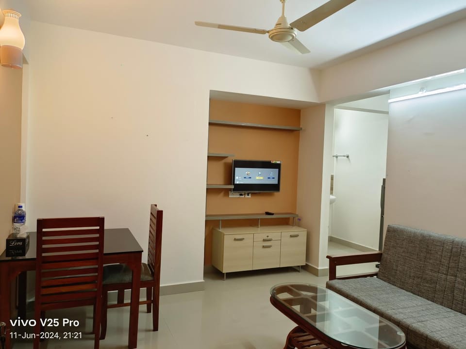 TV and multimedia, Dining area