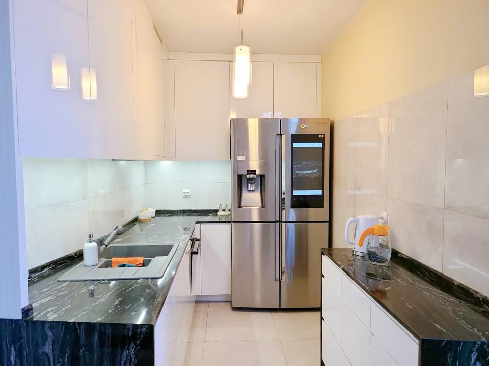 Kitchen or kitchenette, oven
