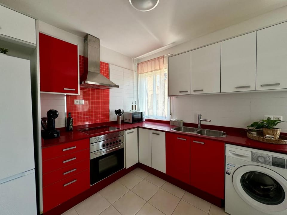 Kitchen or kitchenette, kitchen