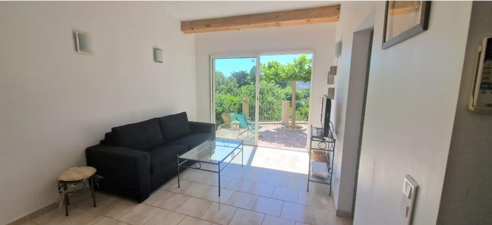 Apartment with garden in Sainte-Maxime Apartment in Sainte-Maxime