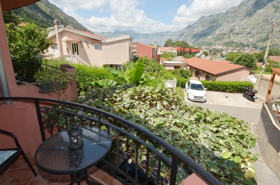 View (from property/room), Balcony/Terrace