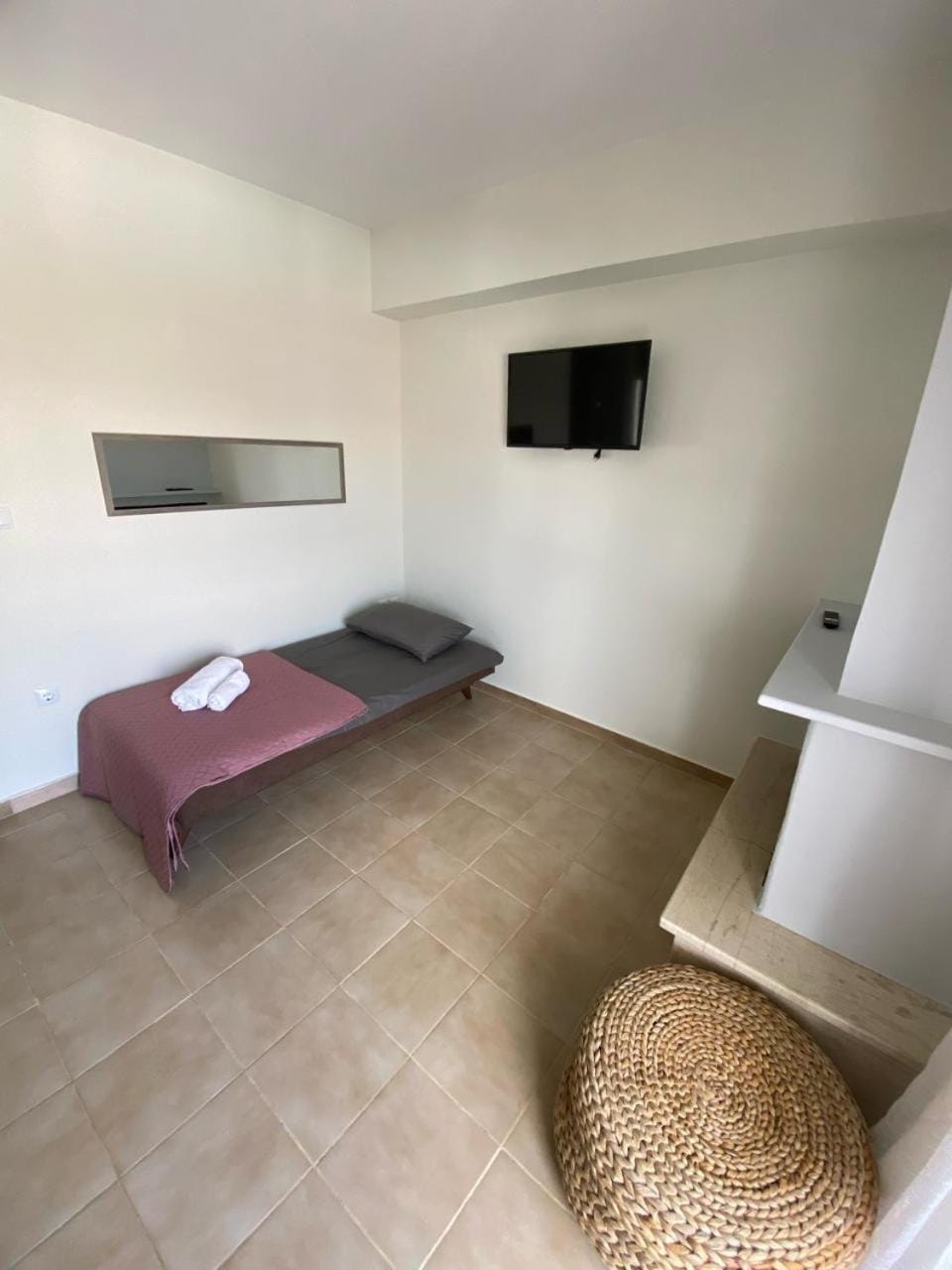 Bed, TV and multimedia