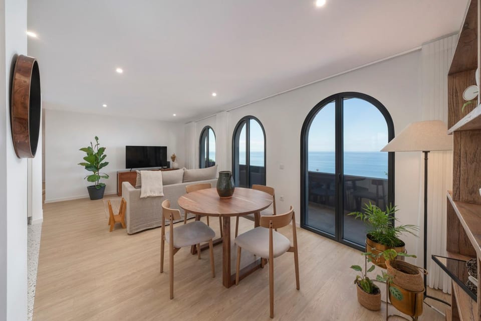 TV and multimedia, Dining area, Sea view