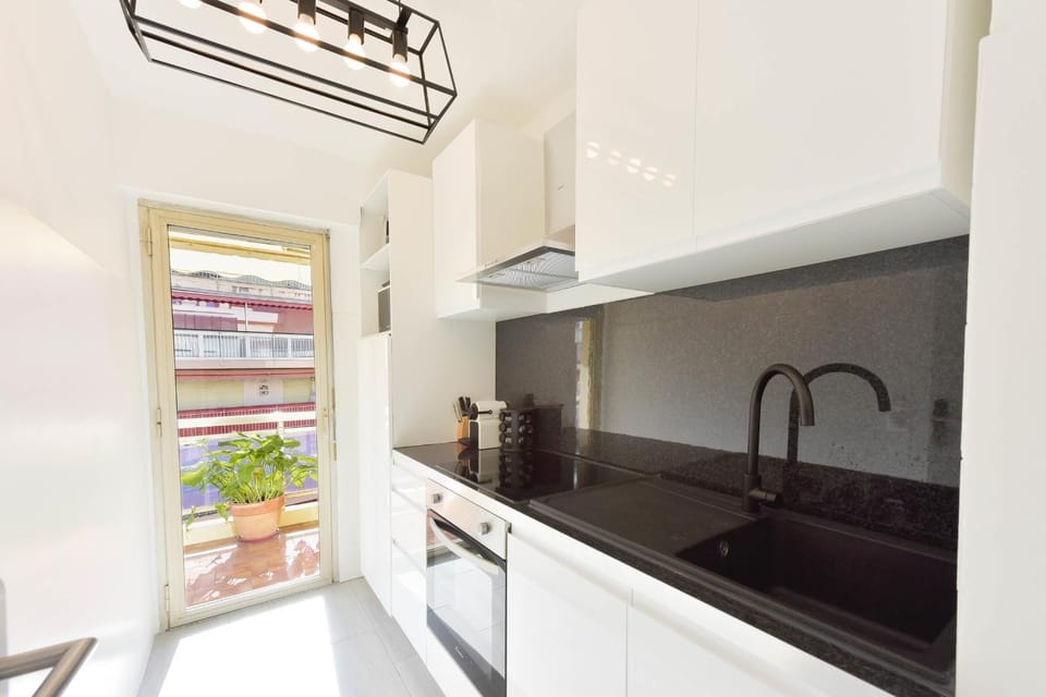 Kitchen or kitchenette, stove