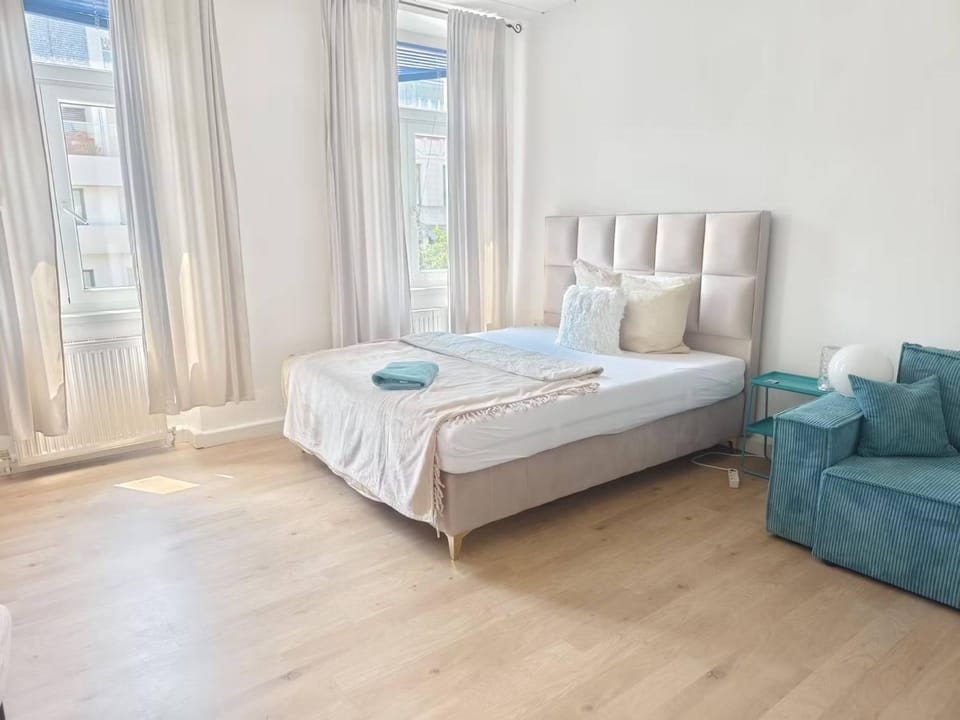 M Long Term Rent near Schönbrunn Apartment in Vienna