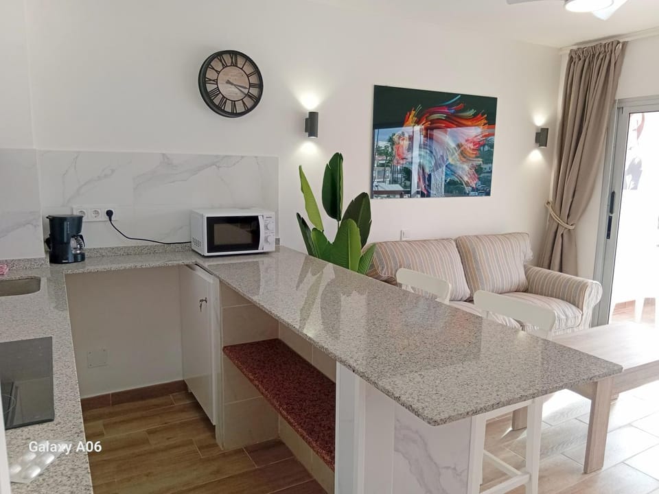 Cosy Upgraded - 1 Bedroom Apartment, Los Juncos Apartment in Maspalomas