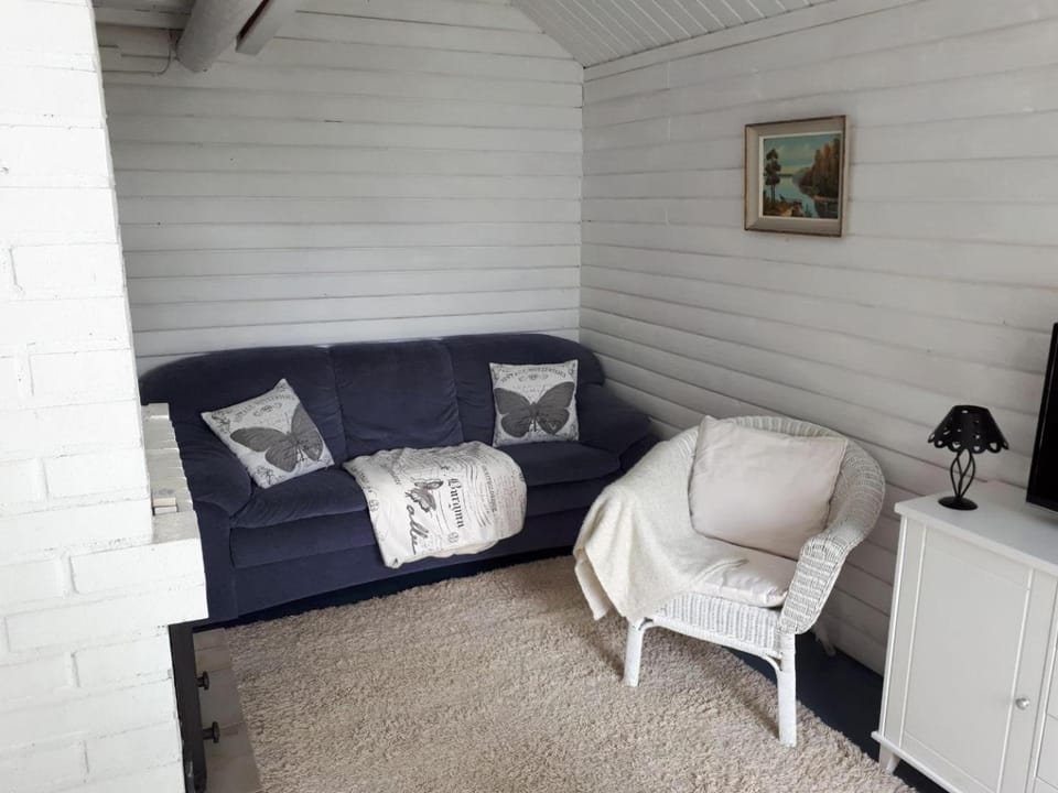 Living room, Photo of the whole room, Seating area