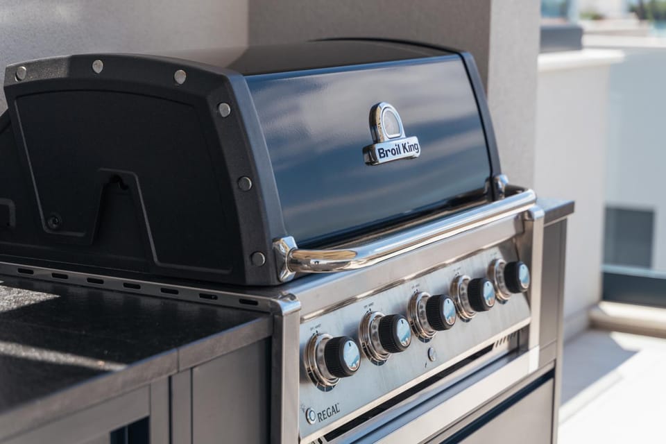 BBQ facilities, stove