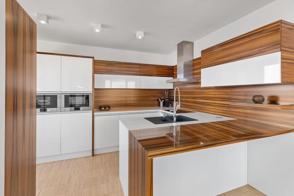Kitchen or kitchenette, stove