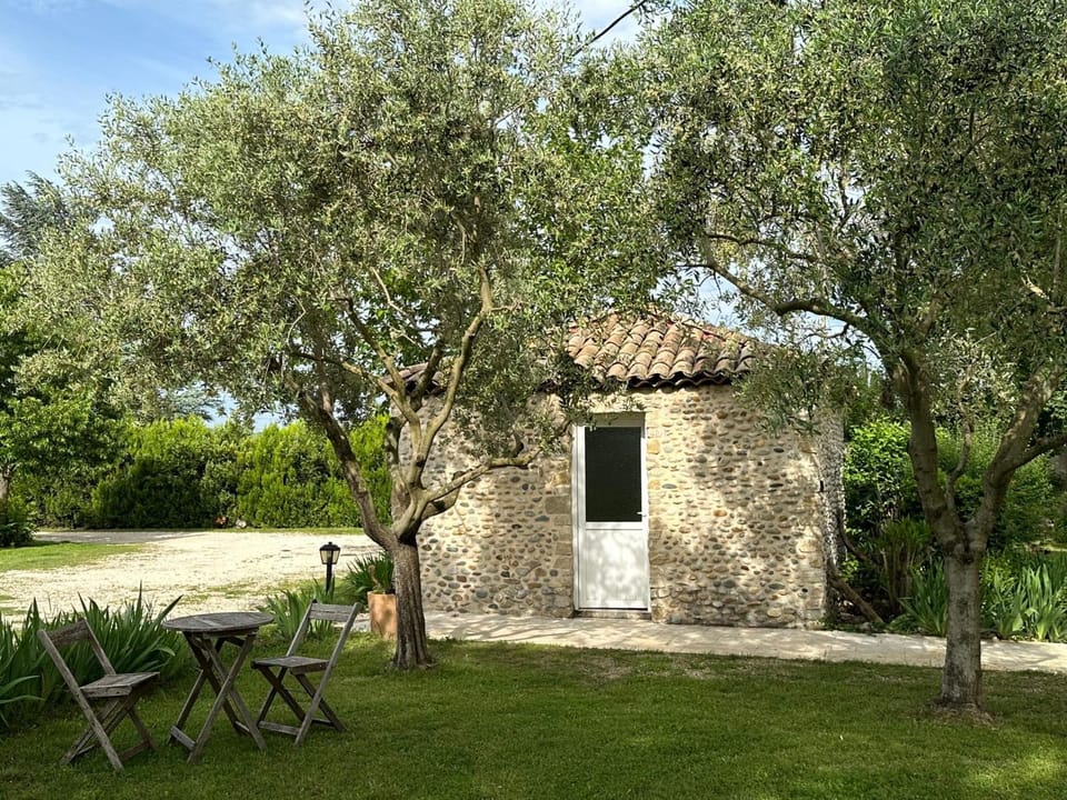 Property building, Natural landscape, Garden, Garden view