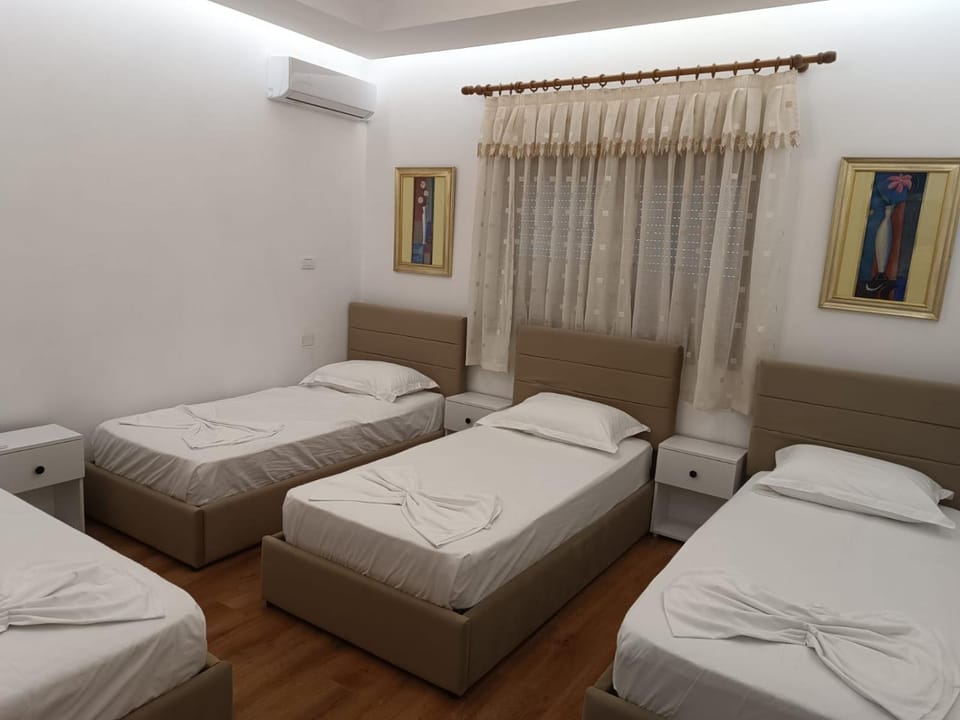 Photo of the whole room, Bedroom, air conditioner