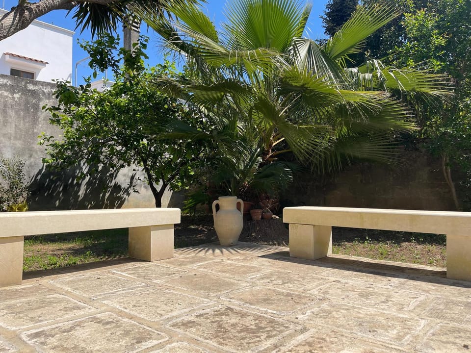 Patio, Day, Garden, Garden view