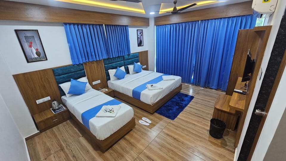 TV and multimedia, Photo of the whole room, towels, air conditioner