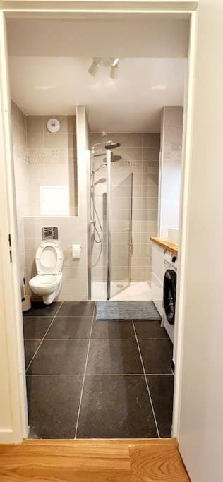 New & serene 1-bedroom apart near #LaDéfenseParis #Parking&Fibre Apartment in Puteaux